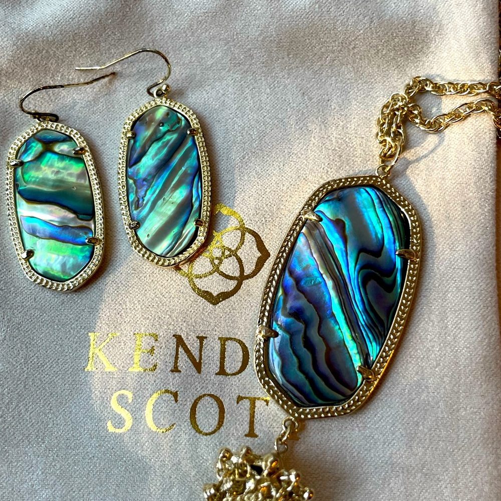 Kendra Scott Rayne Gold Long Pendant Necklace In Abalone Shell